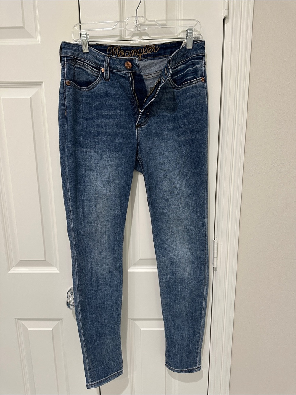 Wrangler Women's Slim Dark Blue Stretch Skinny Jeans